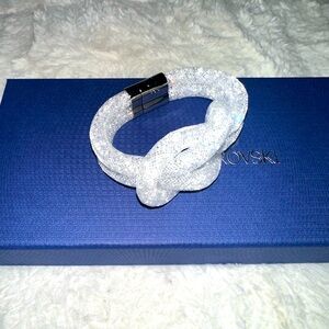Swarovski Crystal Magnetic snap bracelet